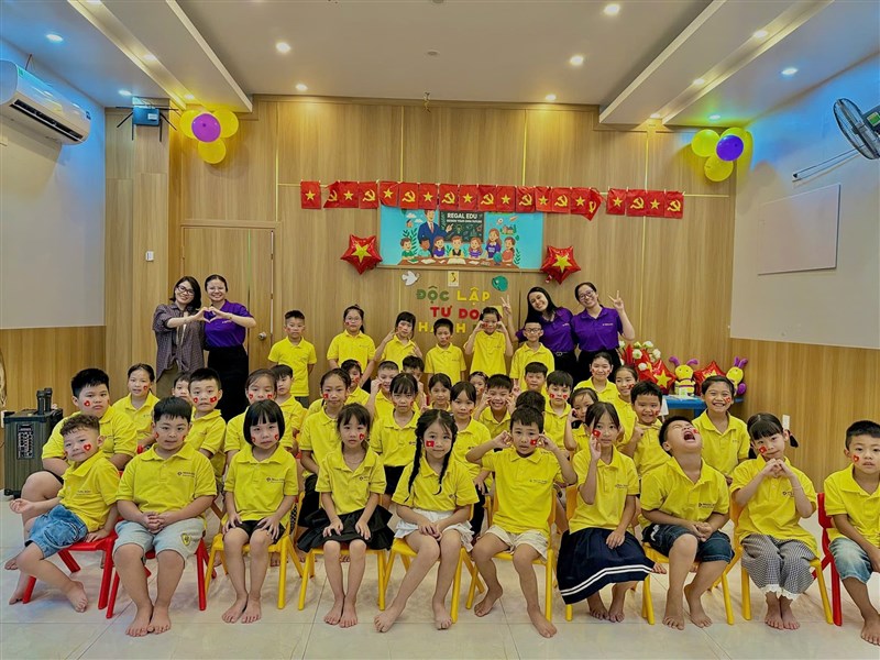 Chi phí khoá học tiếng Anh cho trẻ tại Hà Nội | Regal Edu