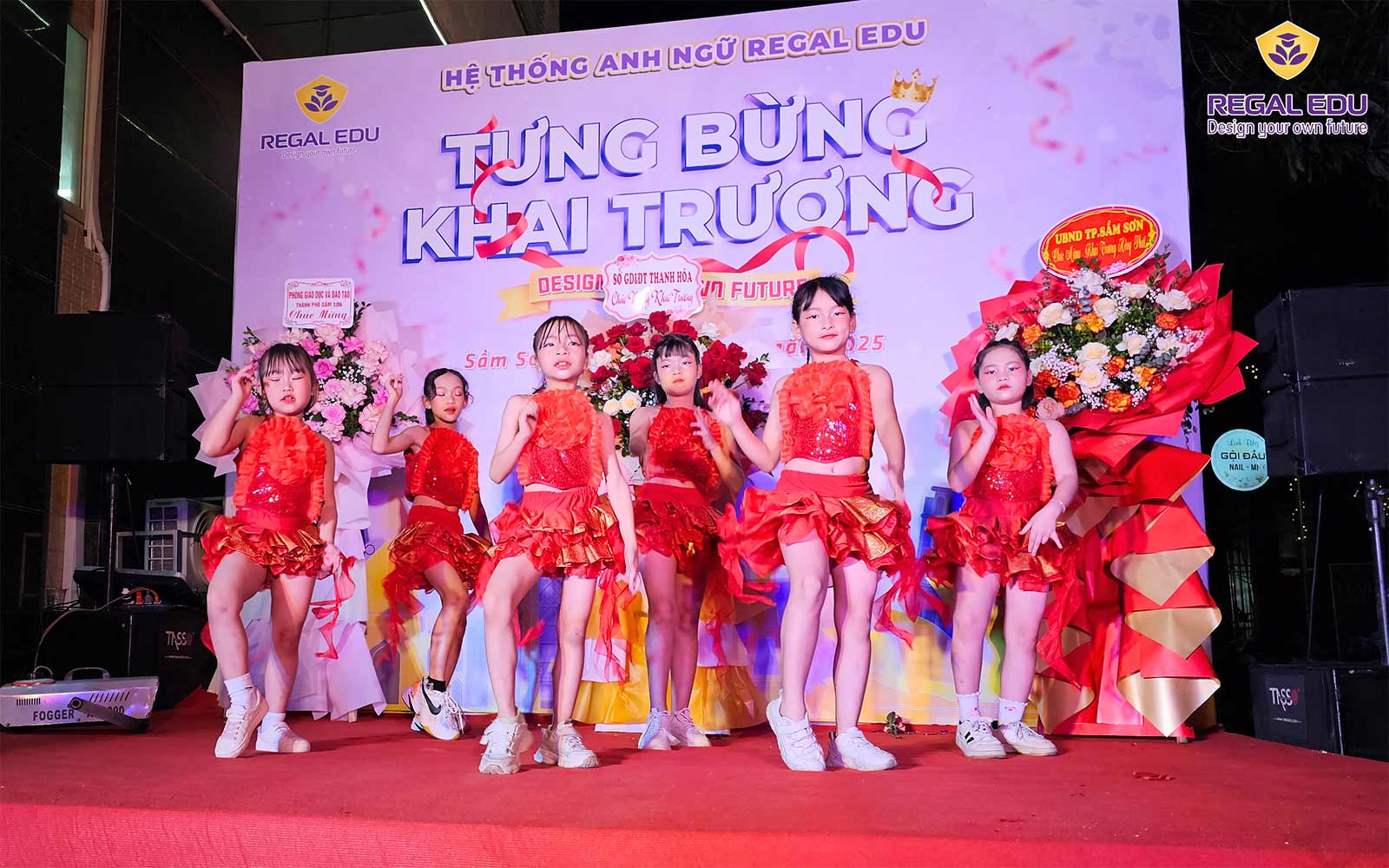 khai trương regal edu sầm sơn - đội nhảy